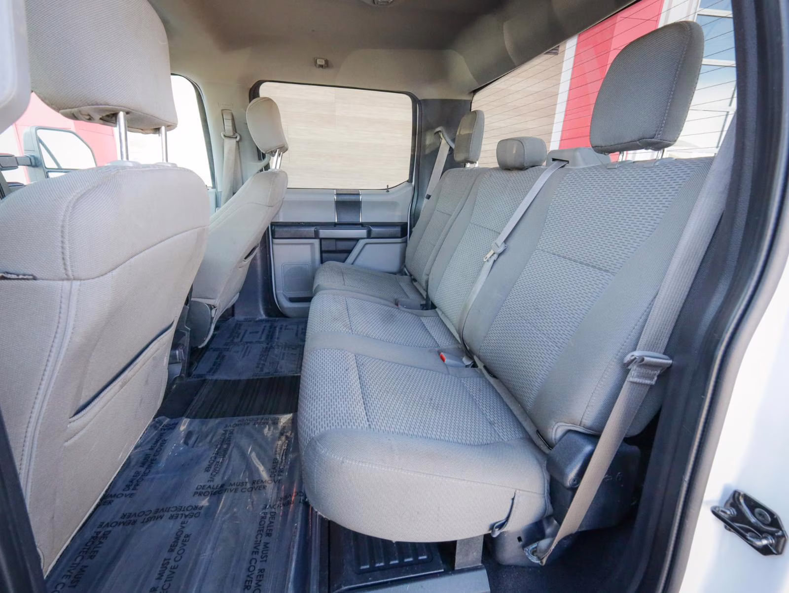 2019 Oxford White Ford Super Duty F-250 SRW XLT 4X4 Truck