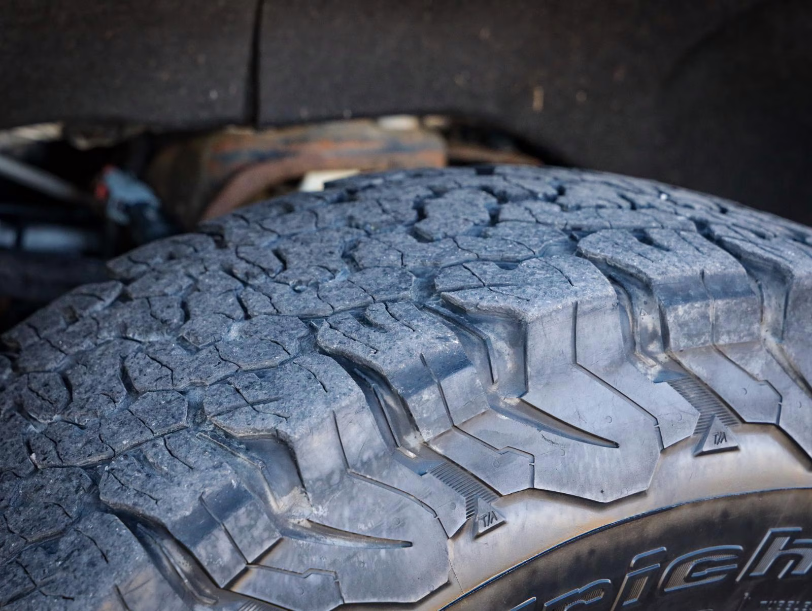 2024 WHITE GMC Sierra 3500HD SLE 4X4 Truck