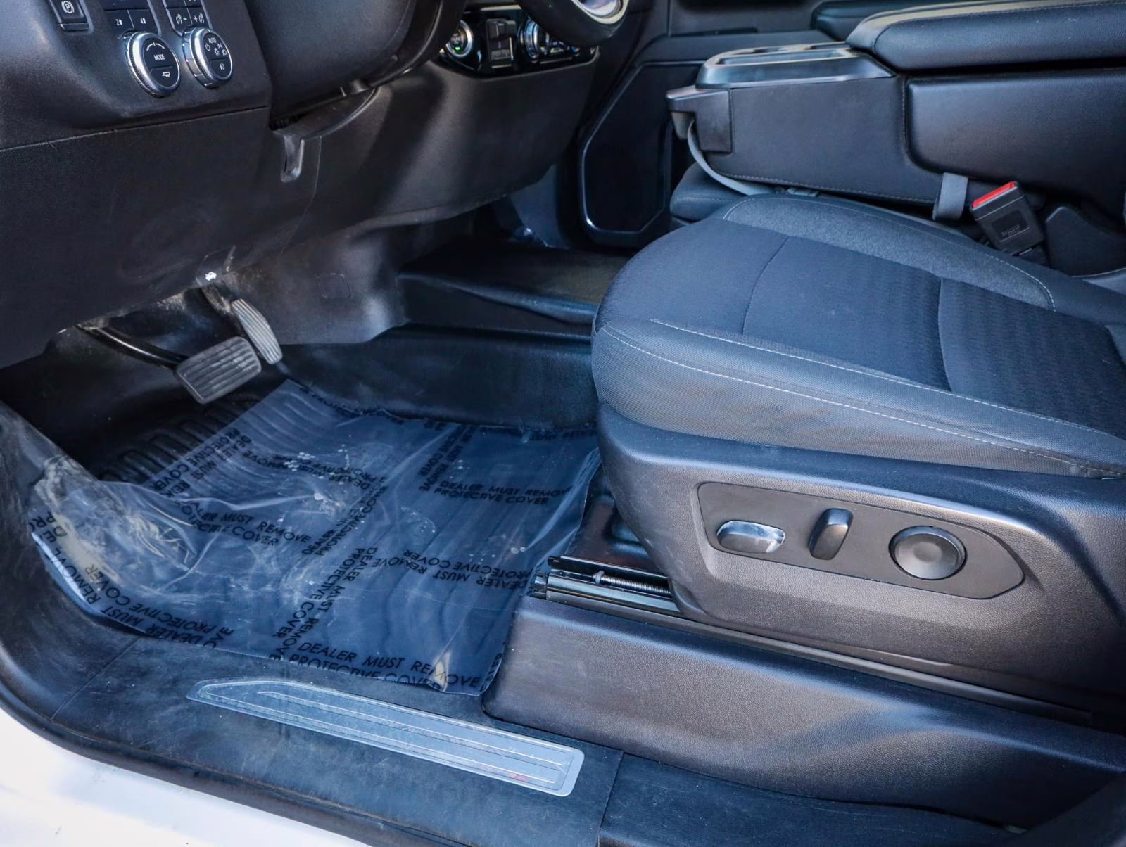 2024 WHITE GMC Sierra 3500HD SLE 4X4 Truck