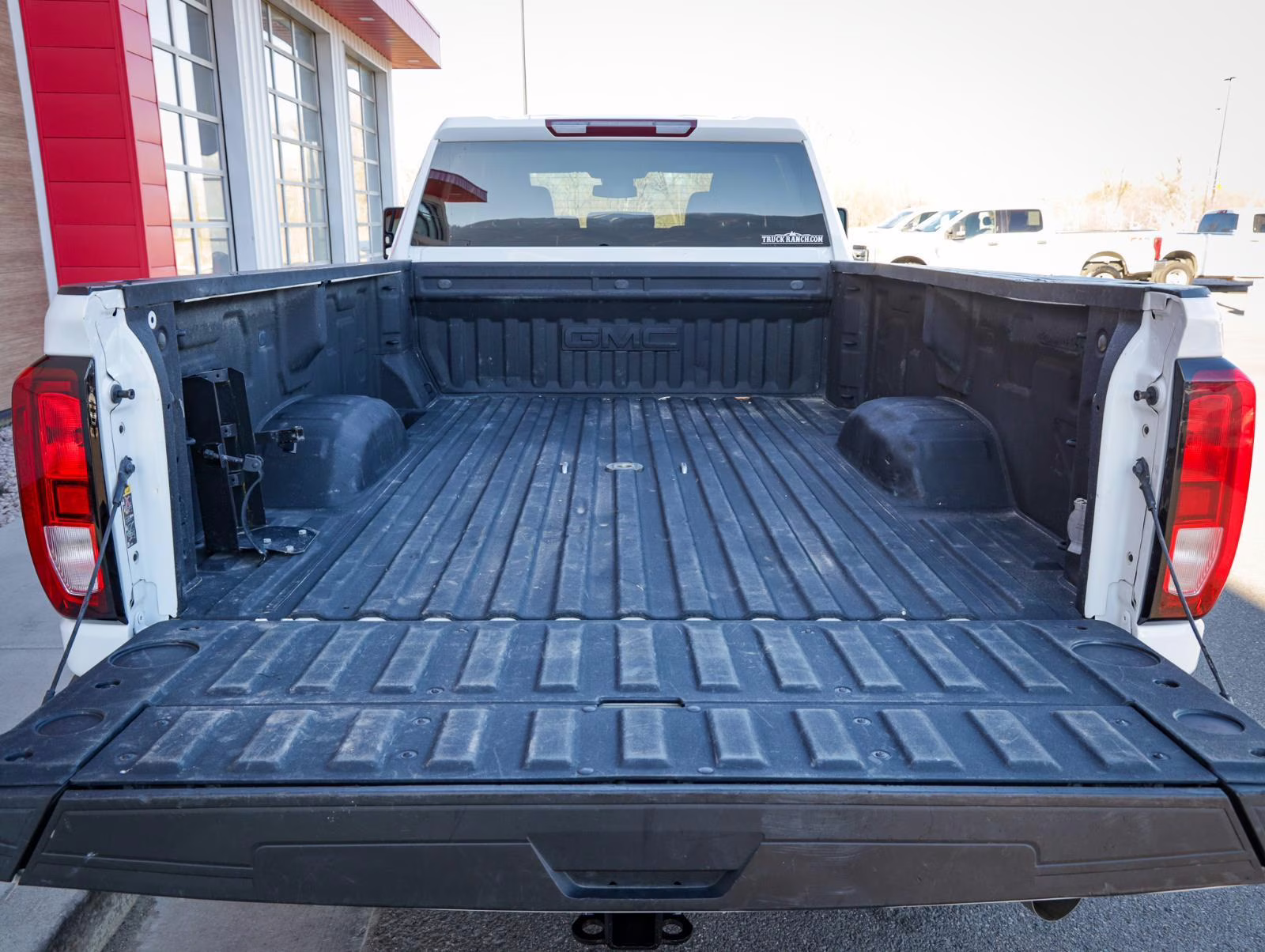 2024 WHITE GMC Sierra 3500HD SLE 4X4 Truck