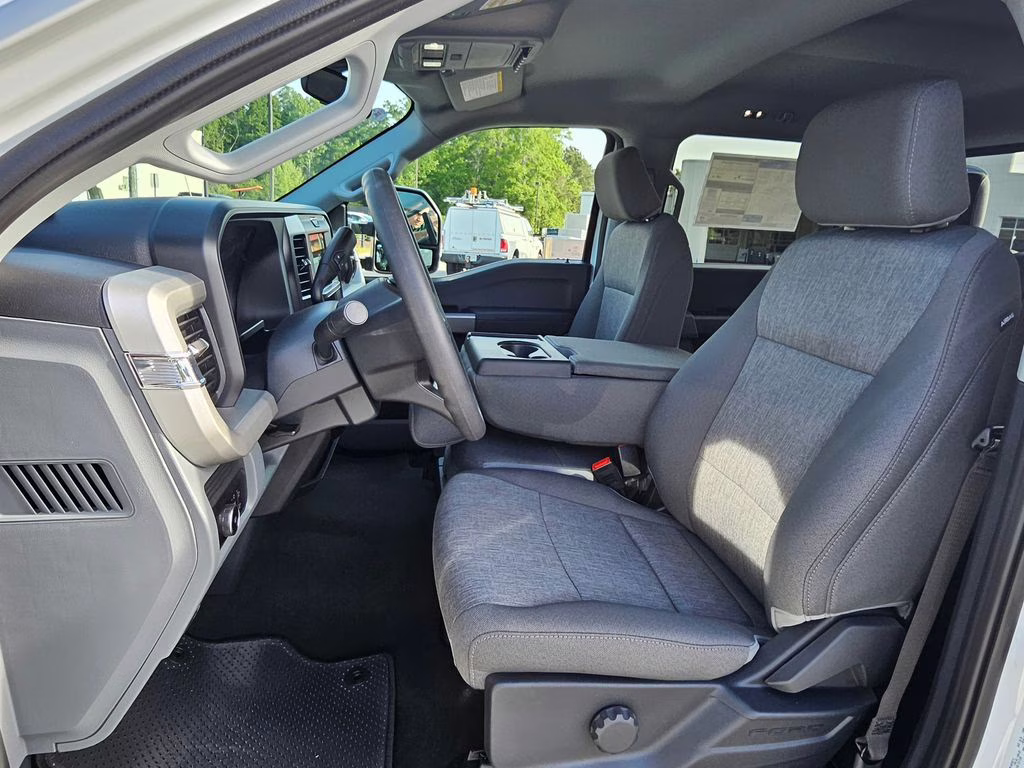 2026 Oxford White Ford Super Duty F-250 SRW XL 4X4 Truck