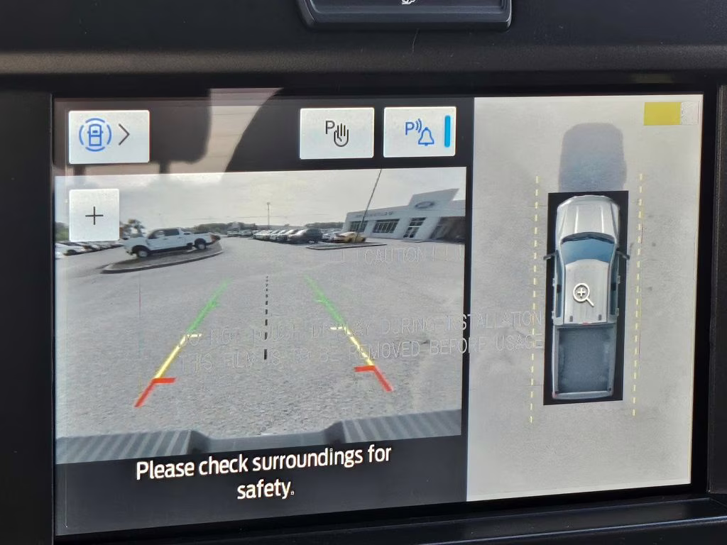 2026 Oxford White Ford Super Duty F-250 SRW XL 4X4 Truck