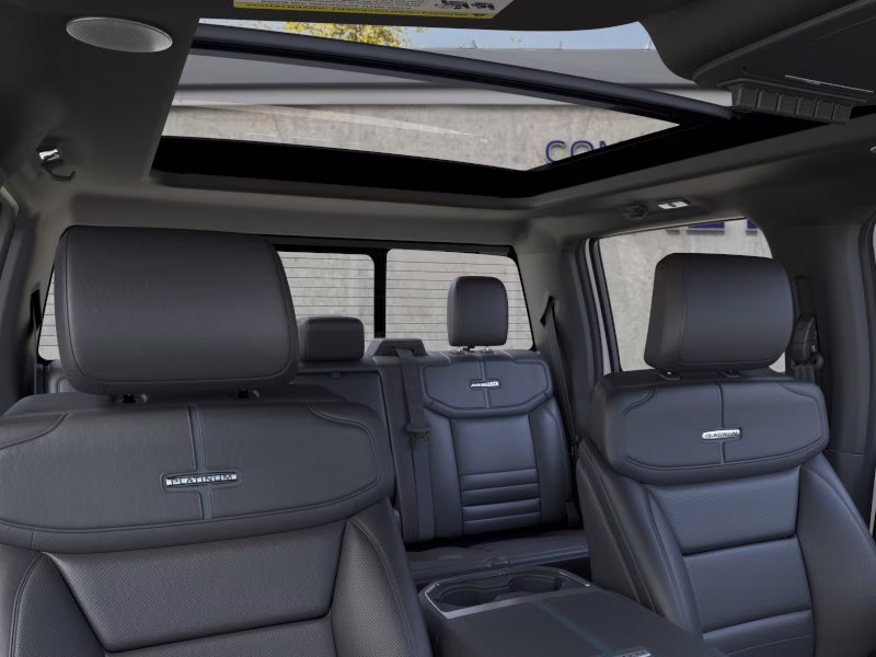 2026 Star White Metallic Tri-Coat Ford Super Duty F-250 SRW Platinum 4X4 Truck