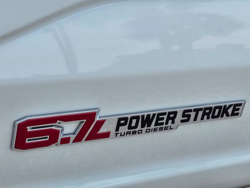 2026 Star White Metallic Tri-Coat Ford Super Duty F-250 SRW Platinum 4X4 Truck