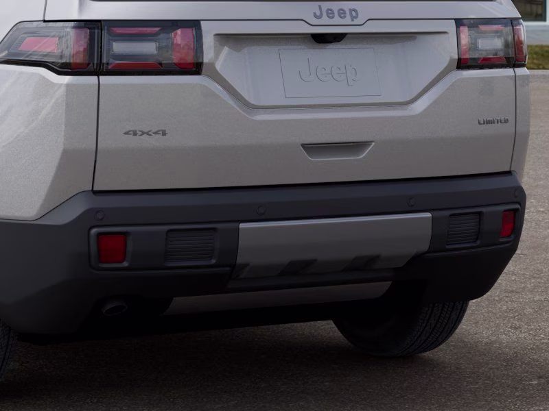 2026 Silver Zynith Clearcoat Jeep Cherokee Limited 4X4 SUV