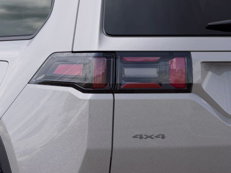 2026 Silver Zynith Clearcoat Jeep Cherokee Limited 4X4 SUV