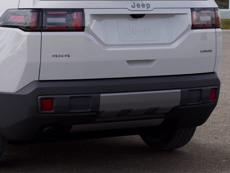 2026 Bright White Clearcoat Jeep Cherokee Laredo 4X4 SUV
