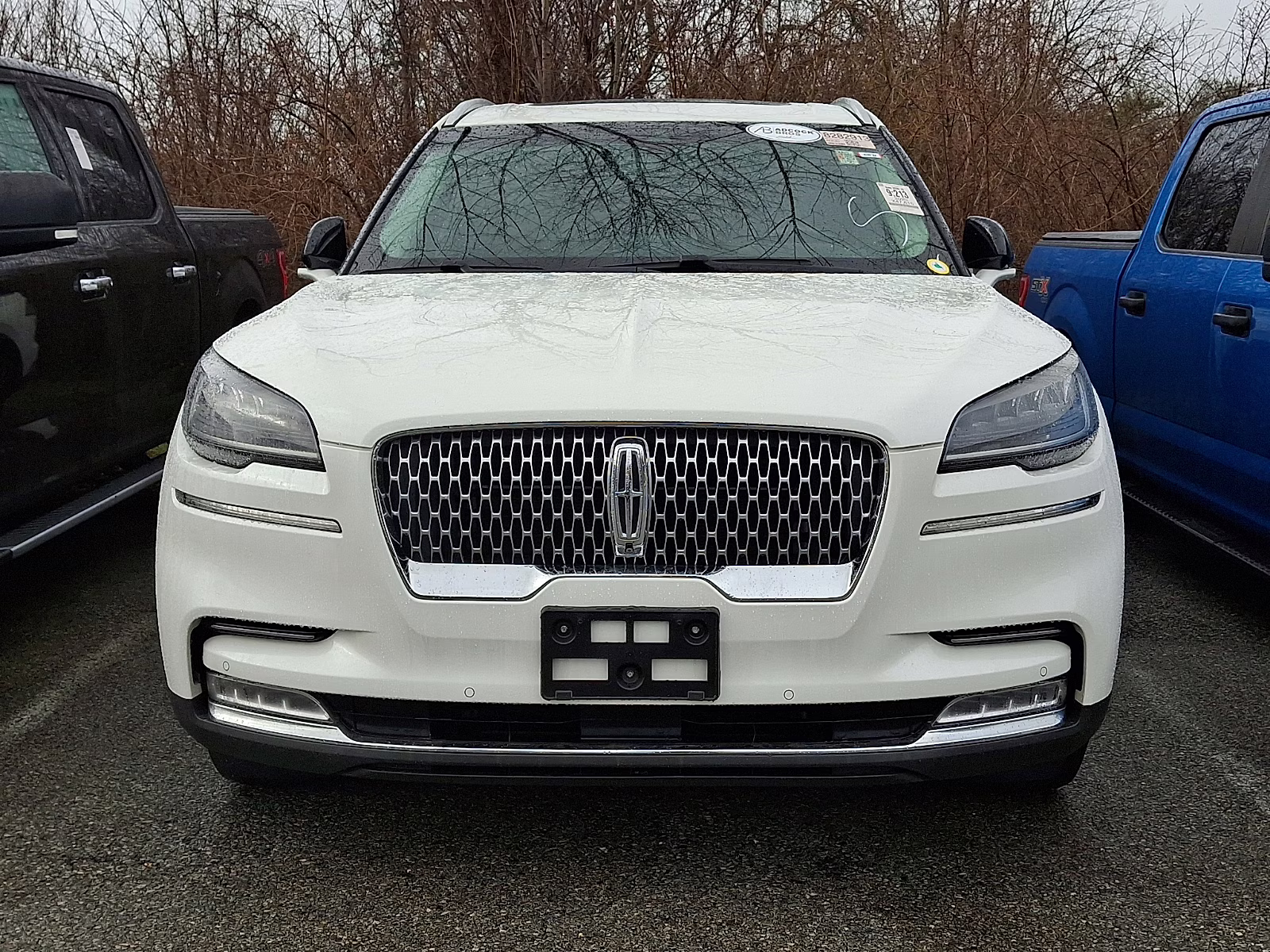 2020 White Metallic Lincoln Aviator Reserve AWD