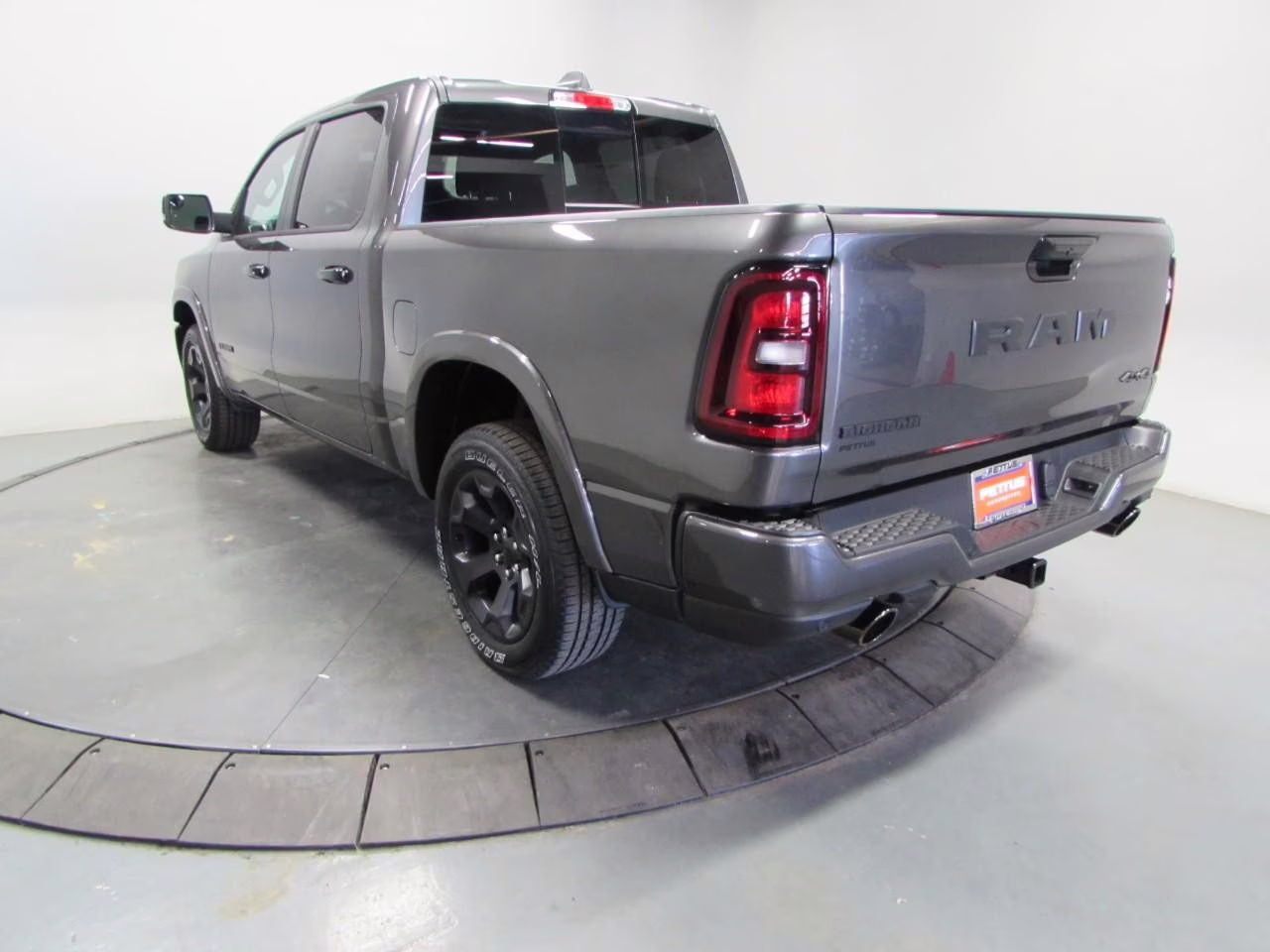 2026 Granite Crystal Metallic Clearcoat Ram 1500 Big Horn/Lone Star 4X4 Truck