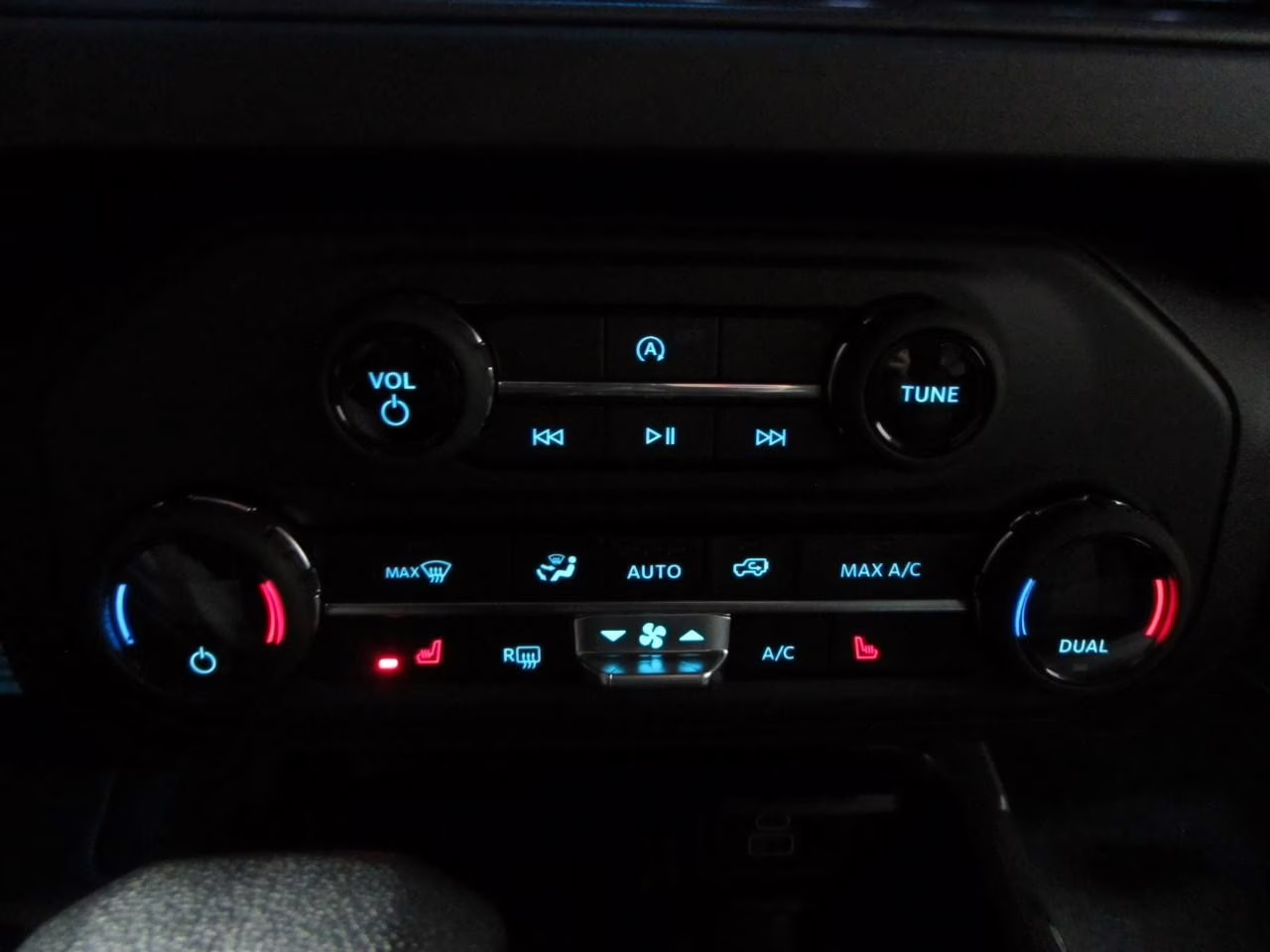 2026 Desert Sand Ford Bronco Big Bend 4X4 SUV