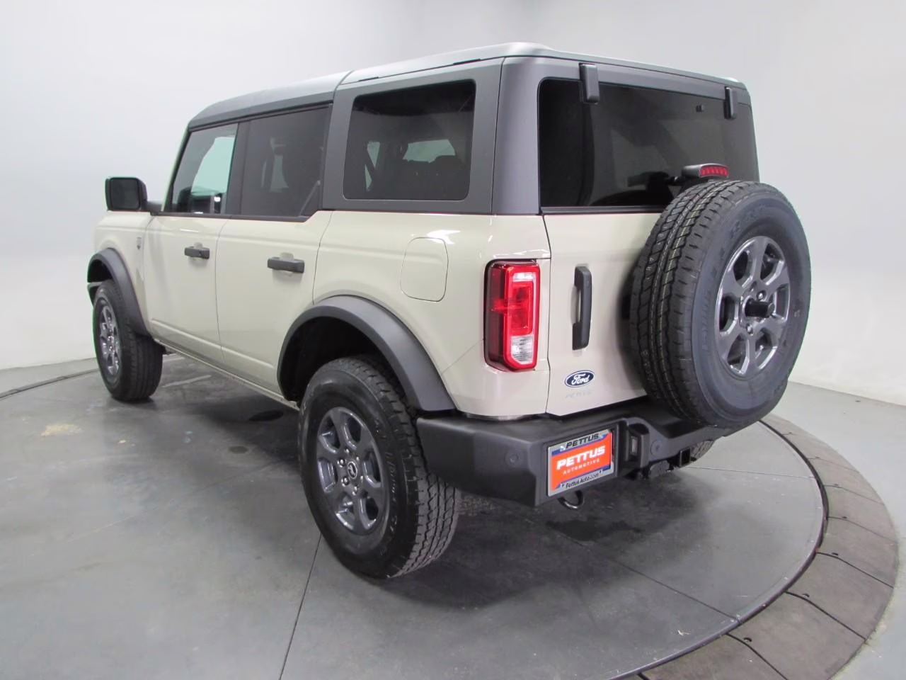 2026 Desert Sand Ford Bronco Big Bend 4X4 SUV