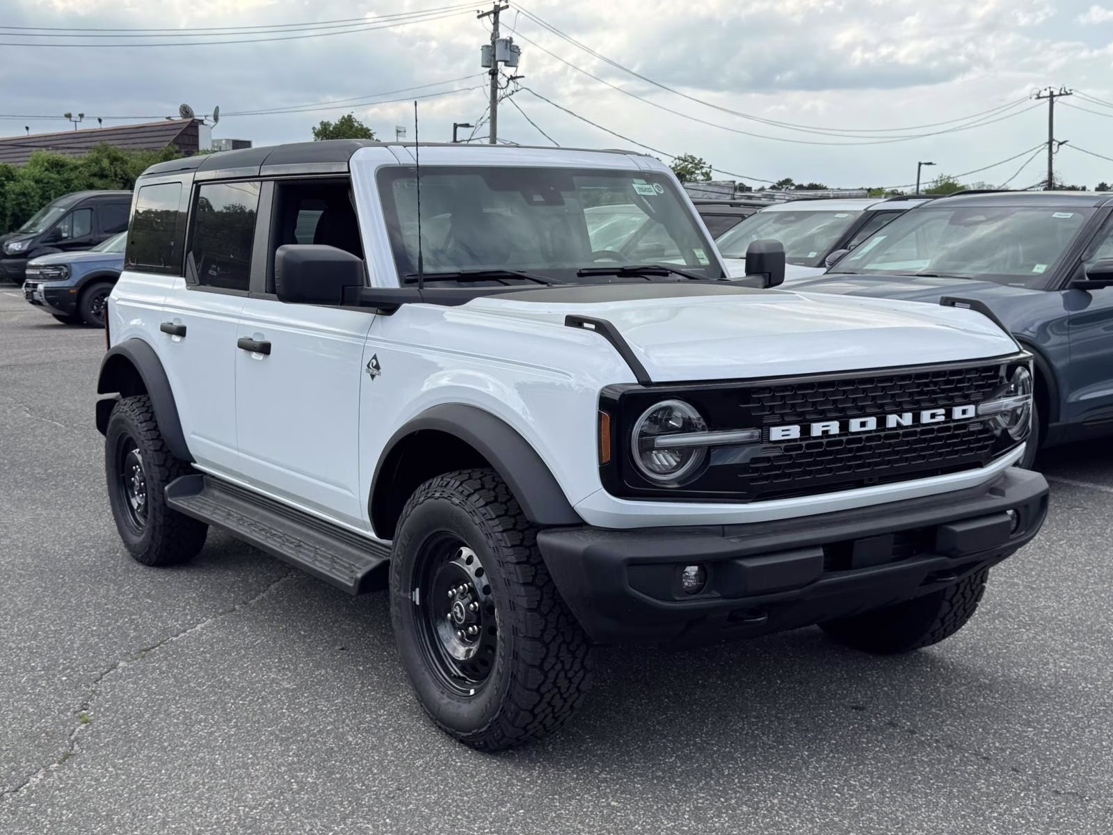 2026 Oxford White Ford Bronco Outer Banks 4 Door 4x4 4X4 SUV