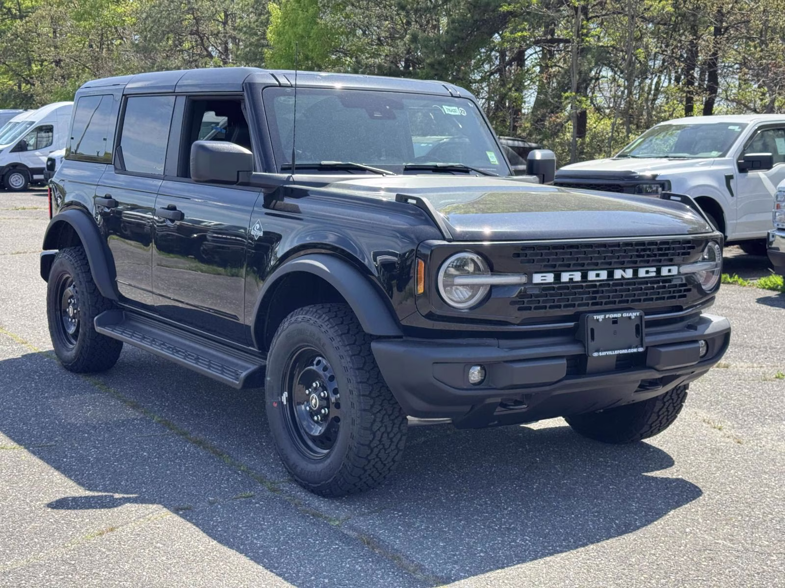 2026 Shadow Black Ford Bronco Outer Banks 4 Door 4x4 4X4 SUV