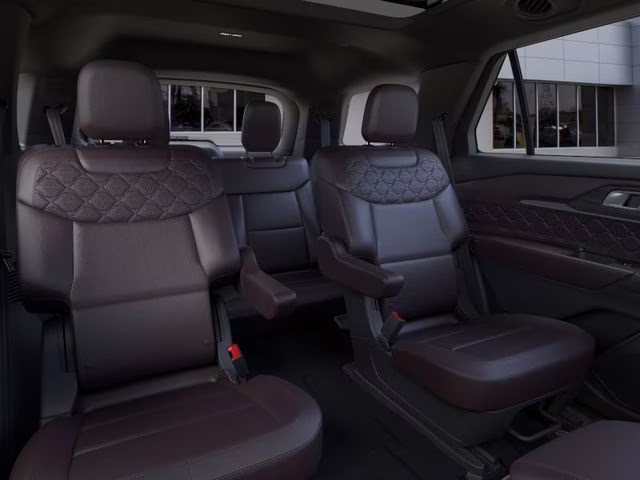 2026 Star White Metallic Tri-Coat Ford Explorer Platinum 4X4 SUV