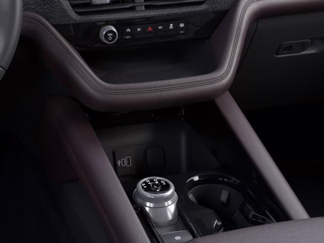 2026 Star White Metallic Tri-Coat Ford Explorer Platinum 4X4 SUV