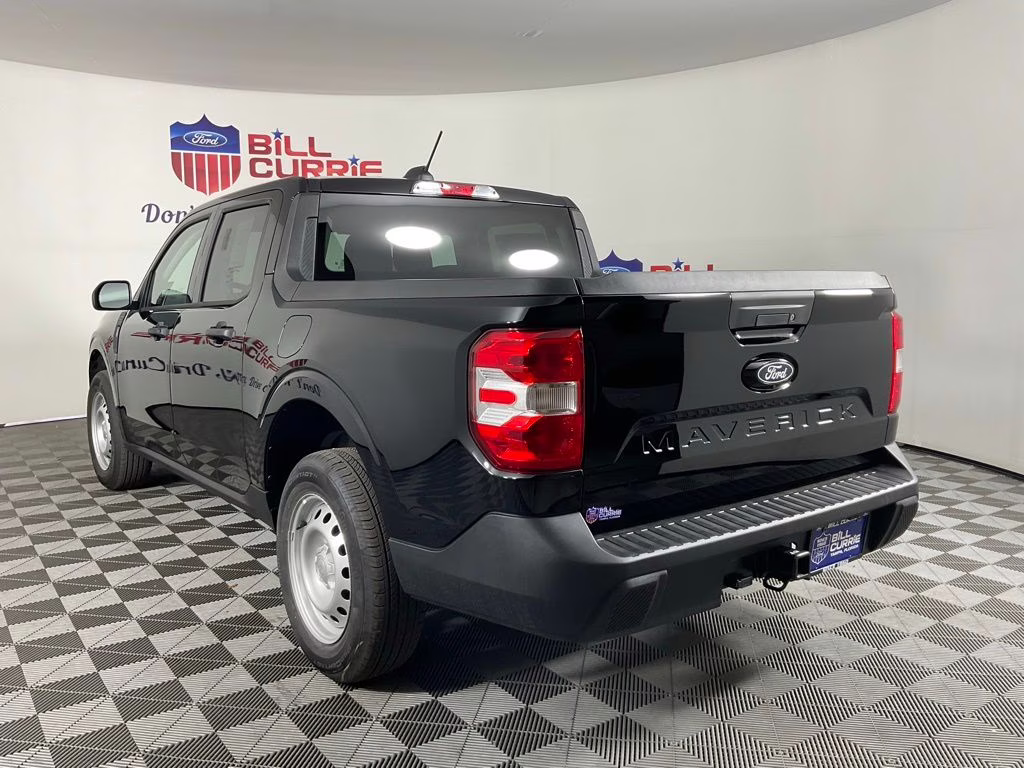 2026 Shadow Black Ford Maverick XL FWD Truck