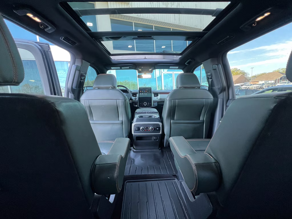 2022 Forged Green Metallic Ford Expedition Timberline 4X4 SUV
