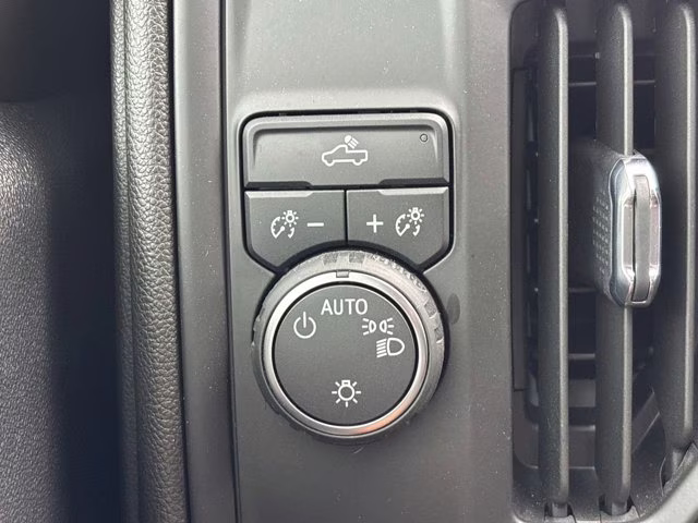 2022 Northsky Blue Metallic Chevrolet Silverado 1500 Custom RWD Truck