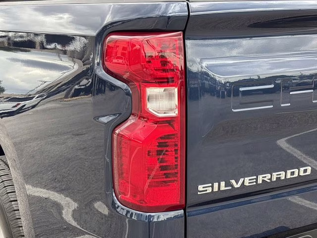 2022 Northsky Blue Metallic Chevrolet Silverado 1500 Custom RWD Truck