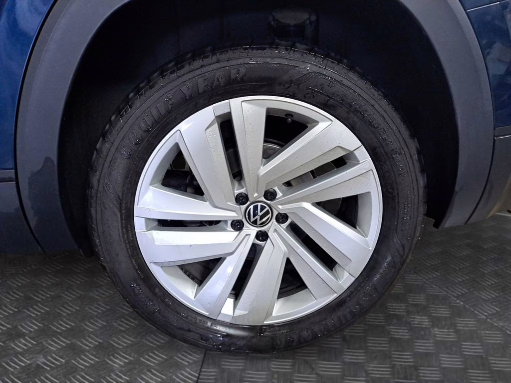 2021 Pacific Blue Metallic Volkswagen Atlas 3.6L V6 SE w/Technology AWD SUV