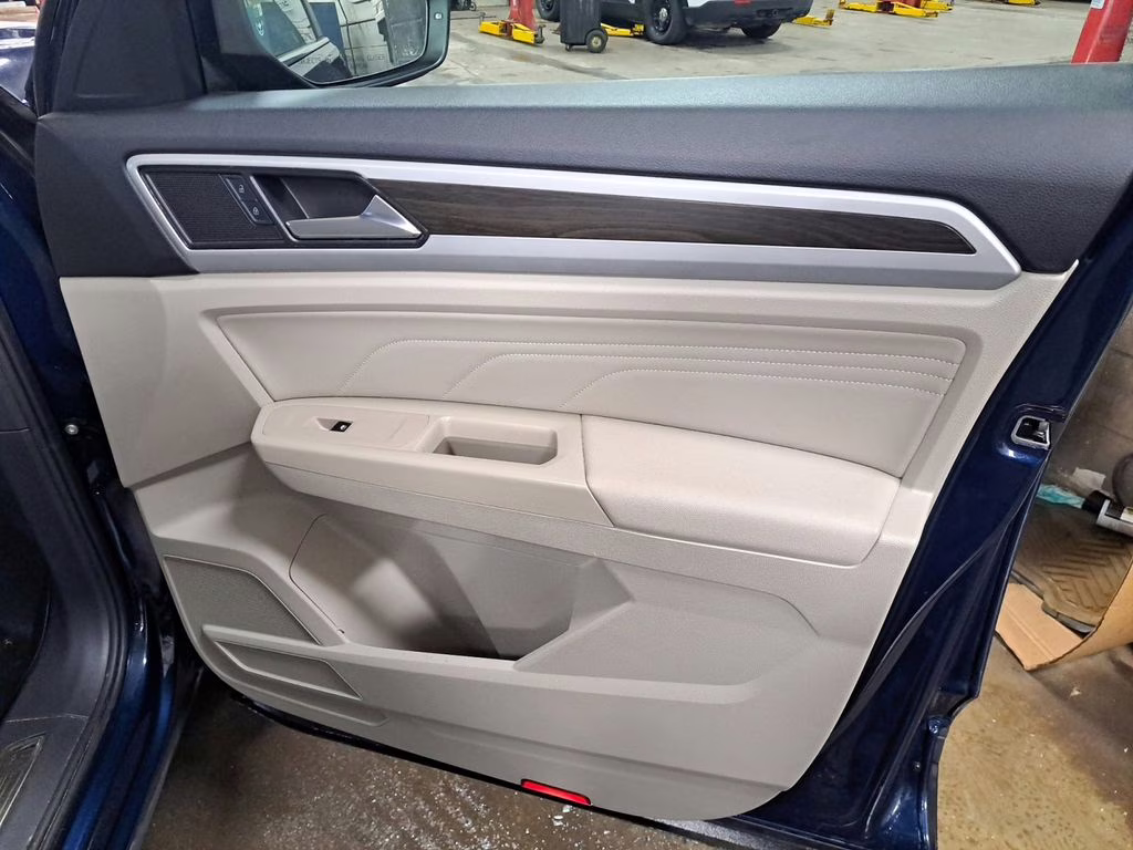 2021 Pacific Blue Metallic Volkswagen Atlas 3.6L V6 SE w/Technology AWD SUV