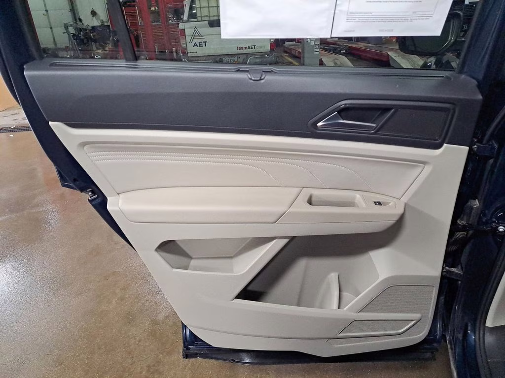 2021 Pacific Blue Metallic Volkswagen Atlas 3.6L V6 SE w/Technology AWD SUV