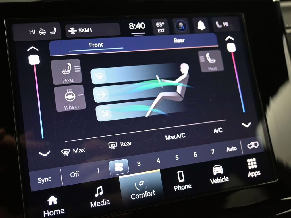 2025 Bright White Clearcoat Jeep Grand Cherokee L Altitude X 4X4 SUV