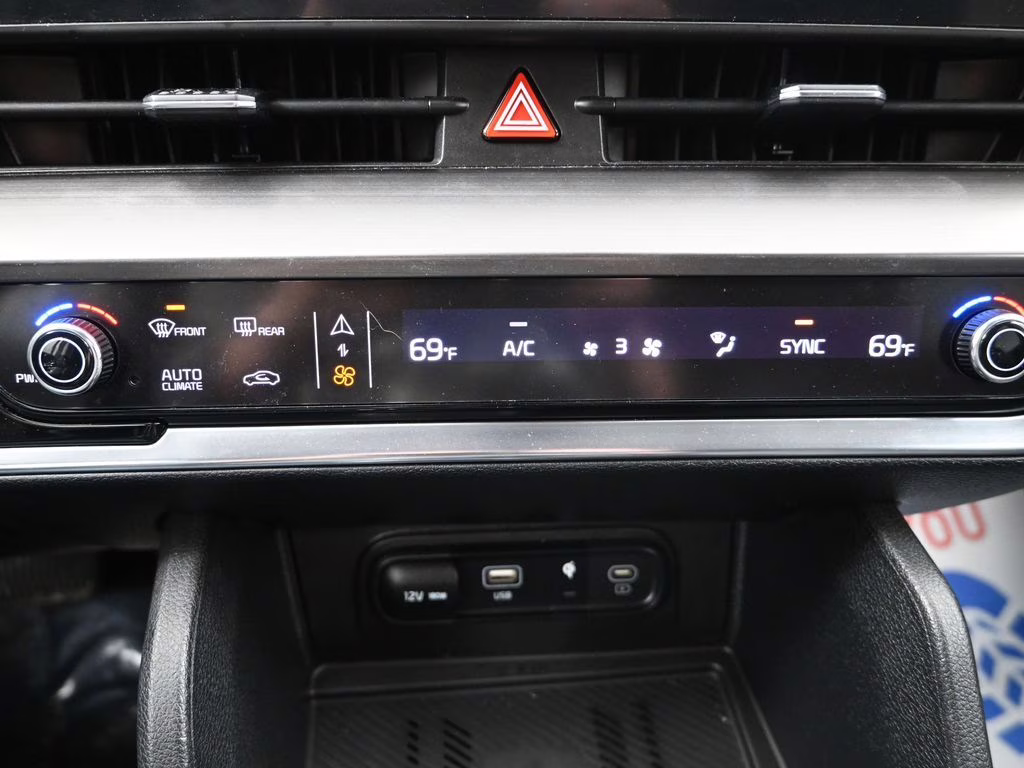 2024 Glacial White Pearl Kia Sportage EX AWD SUV