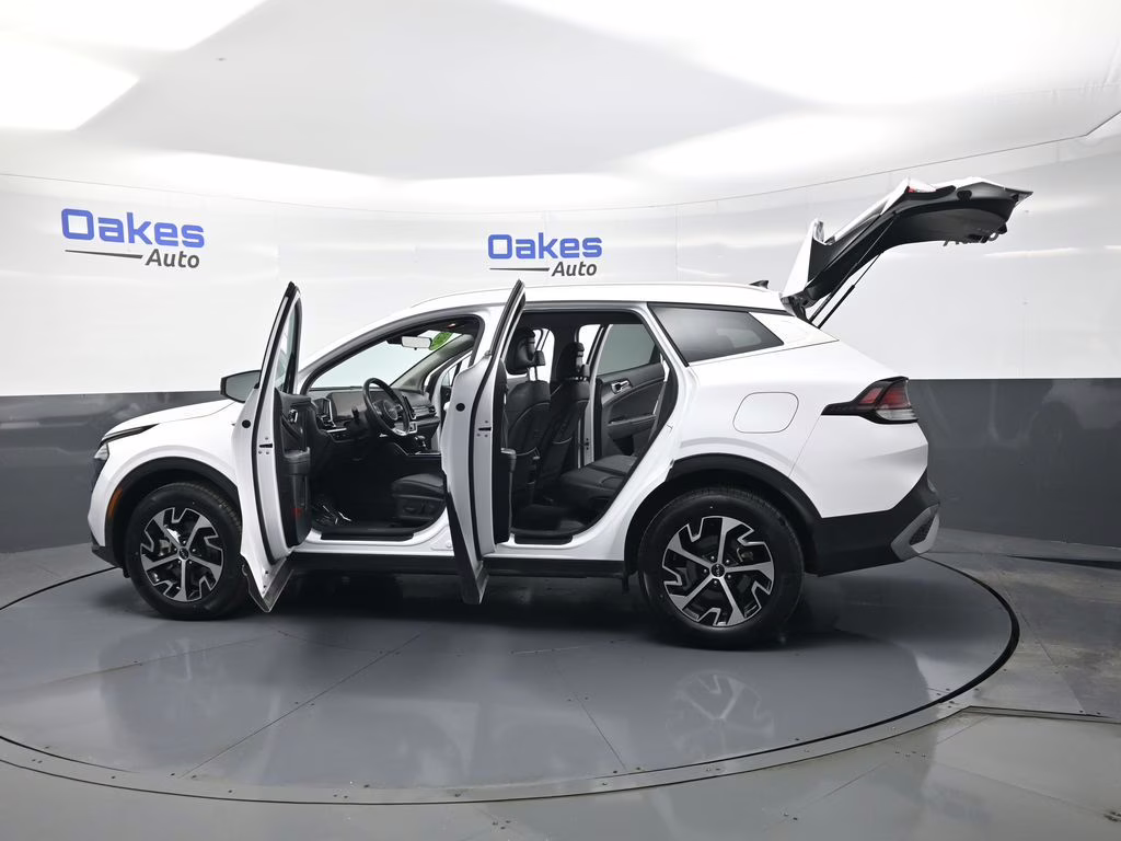 2024 Glacial White Pearl Kia Sportage EX AWD SUV