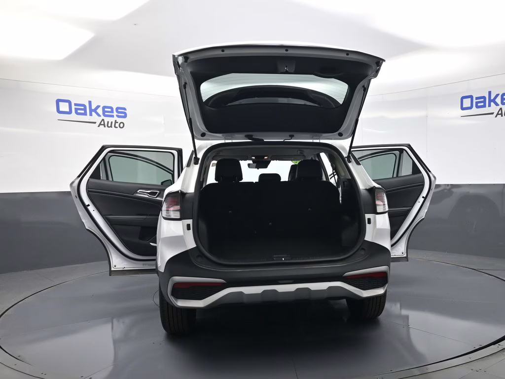 2024 Glacial White Pearl Kia Sportage EX AWD SUV