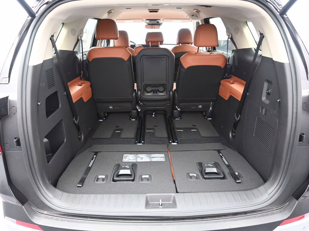 2026 Aurora Black Pearl Kia Carnival EX FWD Van