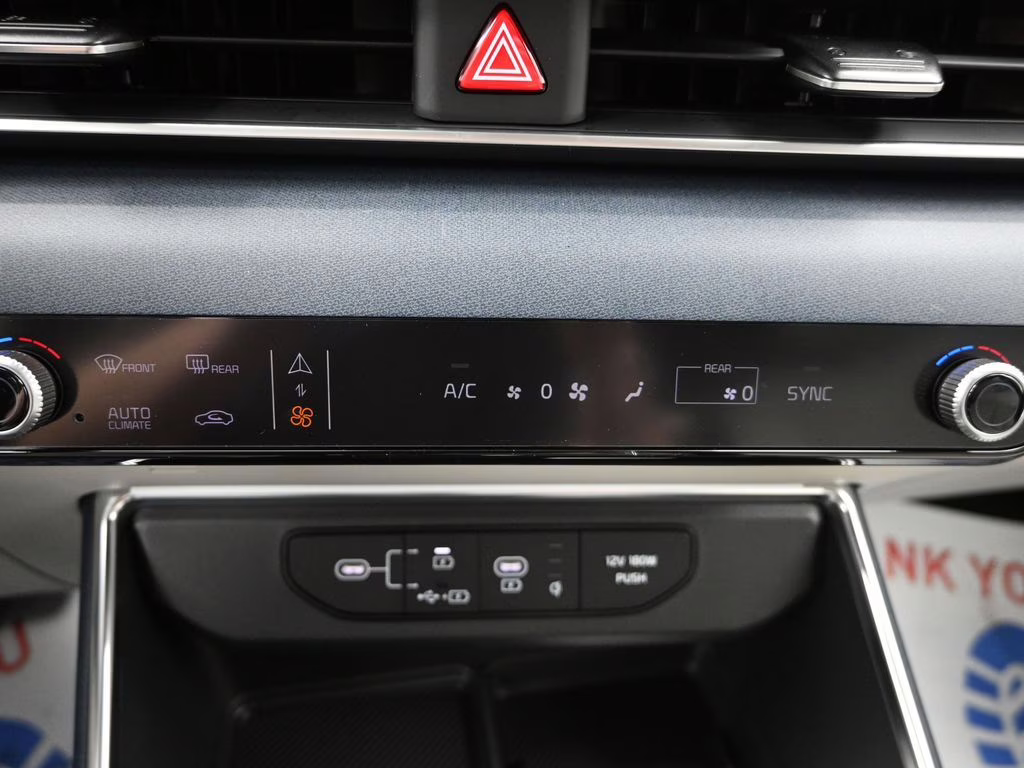 2026 Snow White Pearl Kia Carnival EX FWD Van