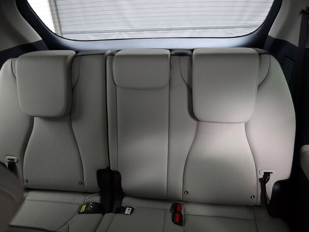 2026 Snow White Pearl Kia Carnival EX FWD Van