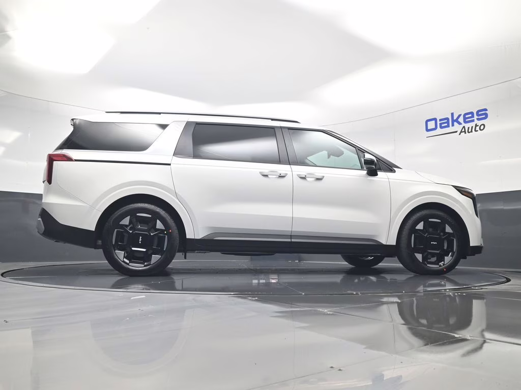 2026 Snow White Pearl Kia Carnival EX FWD Van