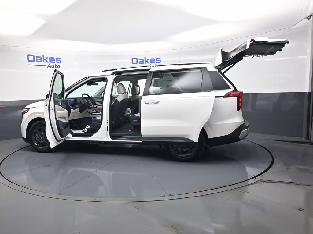 2026 Snow White Pearl Kia Carnival Hybrid EX FWD Van