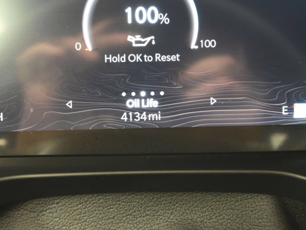 2025 Bright White Clearcoat Jeep Grand Cherokee L Altitude X 4X4 SUV