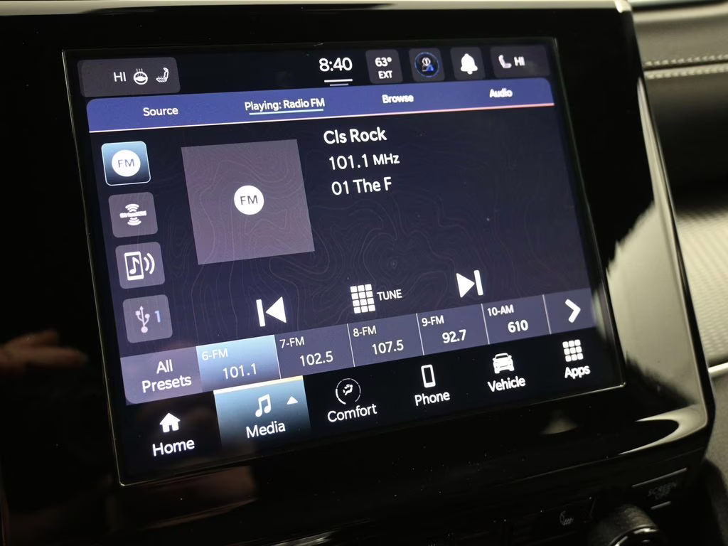 2025 Bright White Clearcoat Jeep Grand Cherokee L Altitude X 4X4 SUV