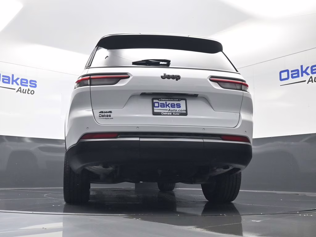 2025 Bright White Clearcoat Jeep Grand Cherokee L Altitude X 4X4 SUV