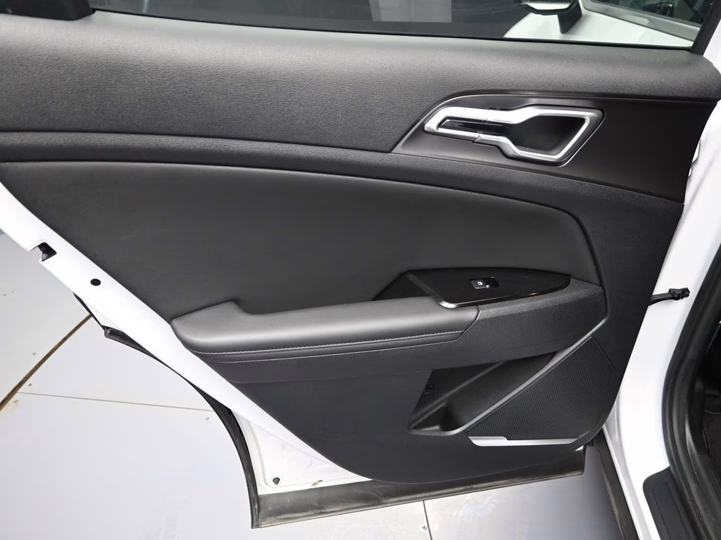 2024 Glacial White Pearl Kia Sportage EX AWD SUV