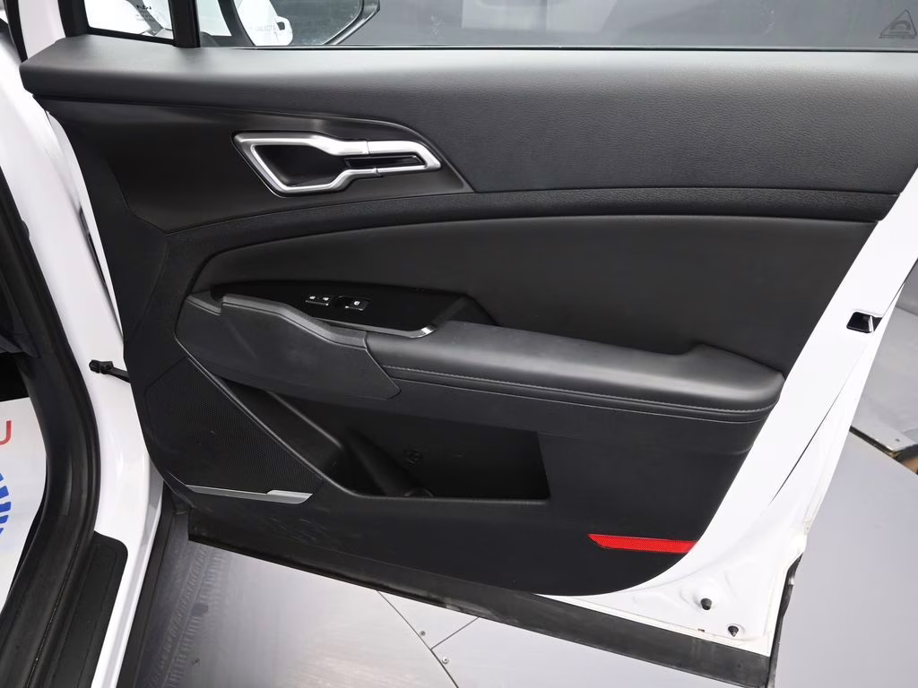 2024 Glacial White Pearl Kia Sportage EX AWD SUV