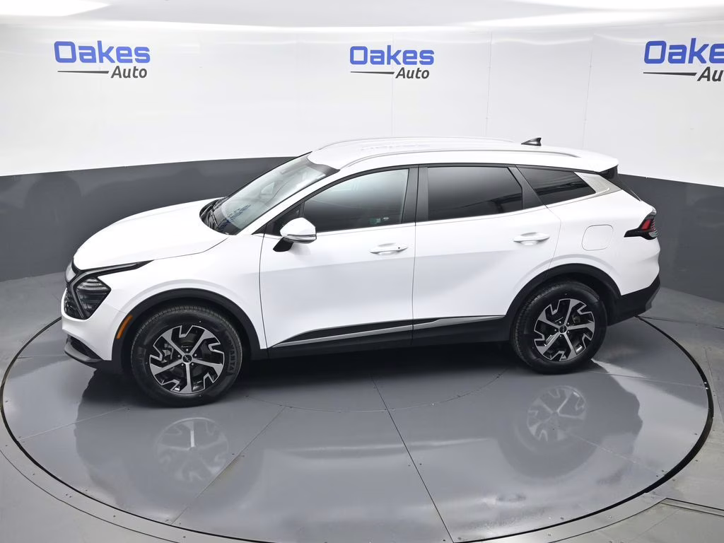 2024 Glacial White Pearl Kia Sportage EX AWD SUV