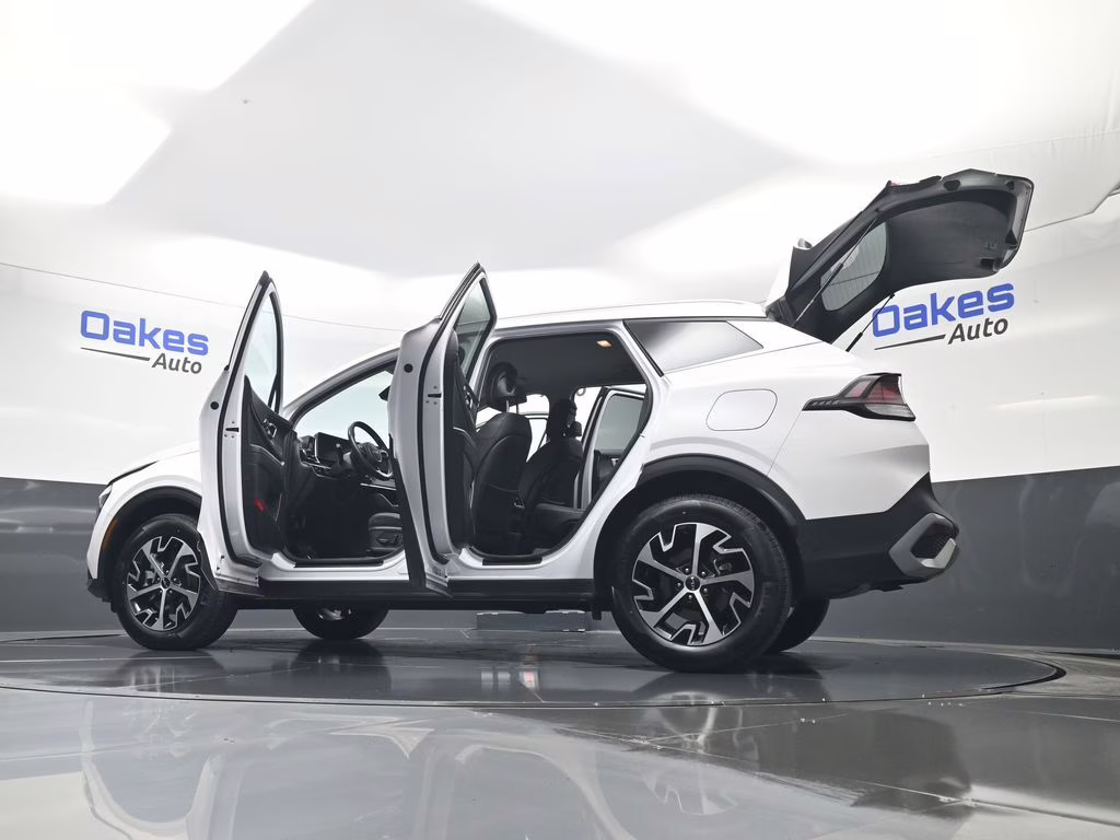 2024 Glacial White Pearl Kia Sportage EX AWD SUV
