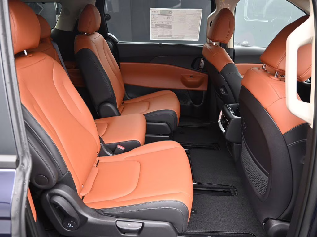 2026 Deep Chroma Blue Kia Carnival EX FWD Van