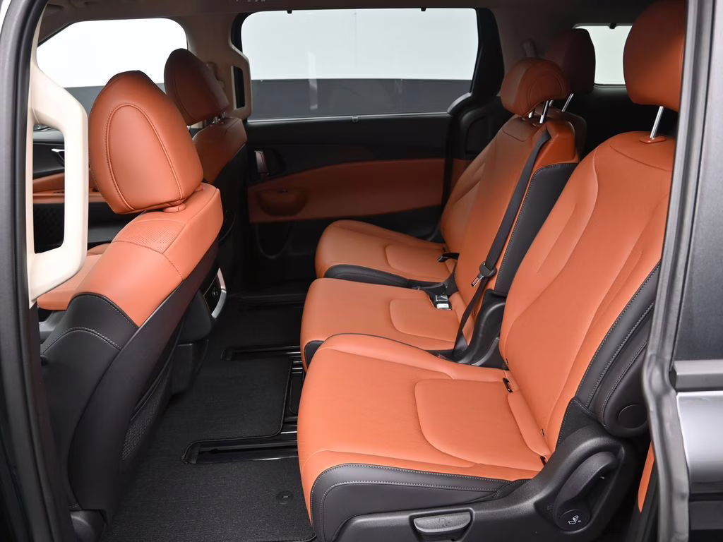 2026 Aurora Black Pearl Kia Carnival EX FWD Van