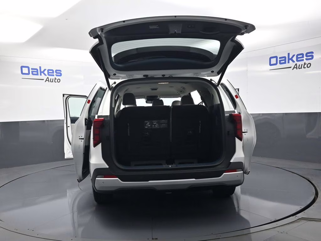 2026 Snow White Pearl Kia Carnival EX FWD Van