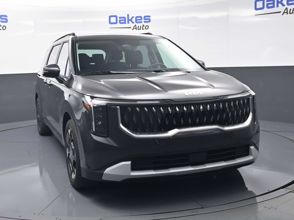 2026 Panthera Metal Kia Carnival EX FWD Van