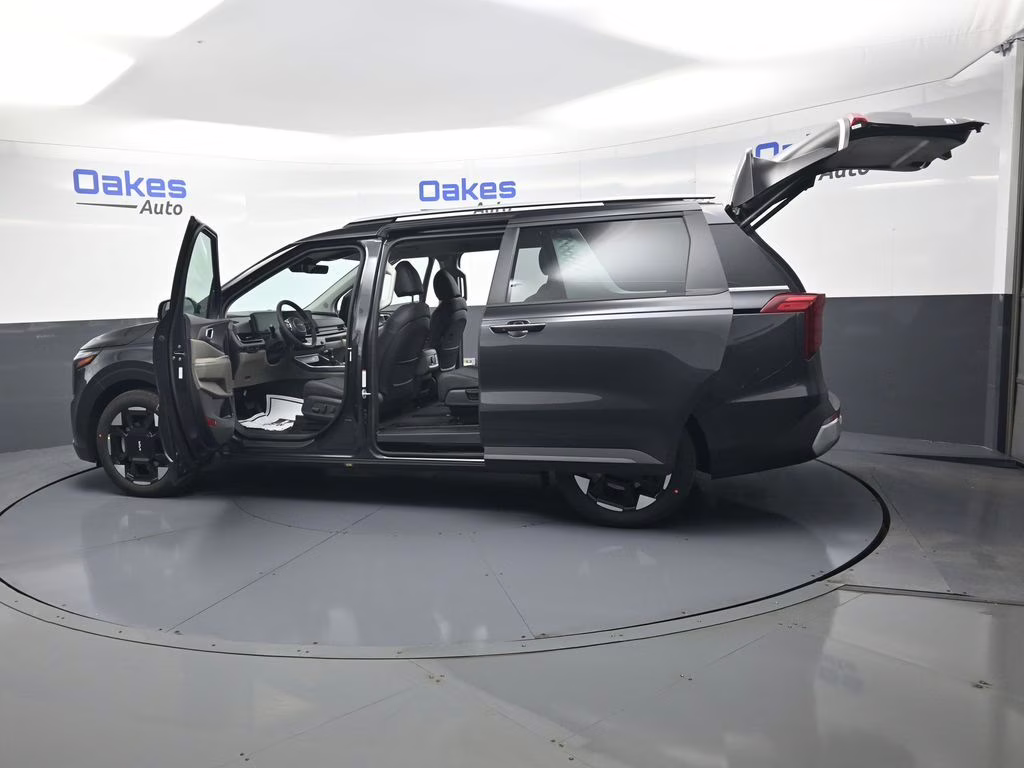 2026 Panthera Metal Kia Carnival EX FWD Van