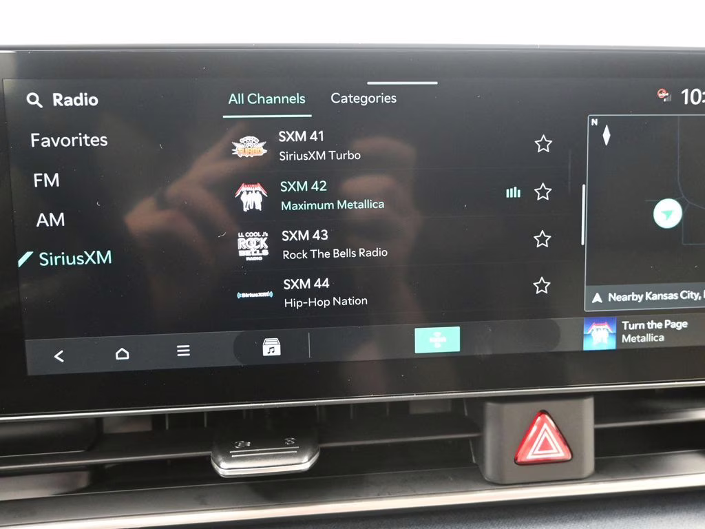 2026 Snow White Pearl Kia Carnival Hybrid EX FWD Van