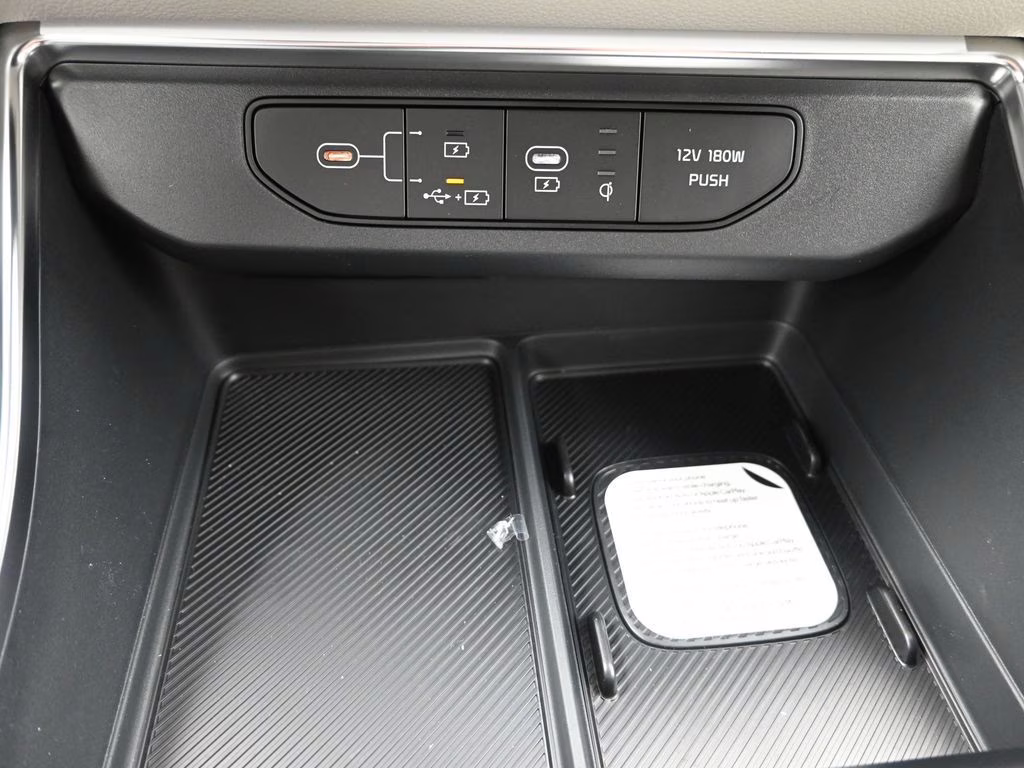 2026 Snow White Pearl Kia Carnival Hybrid EX FWD Van