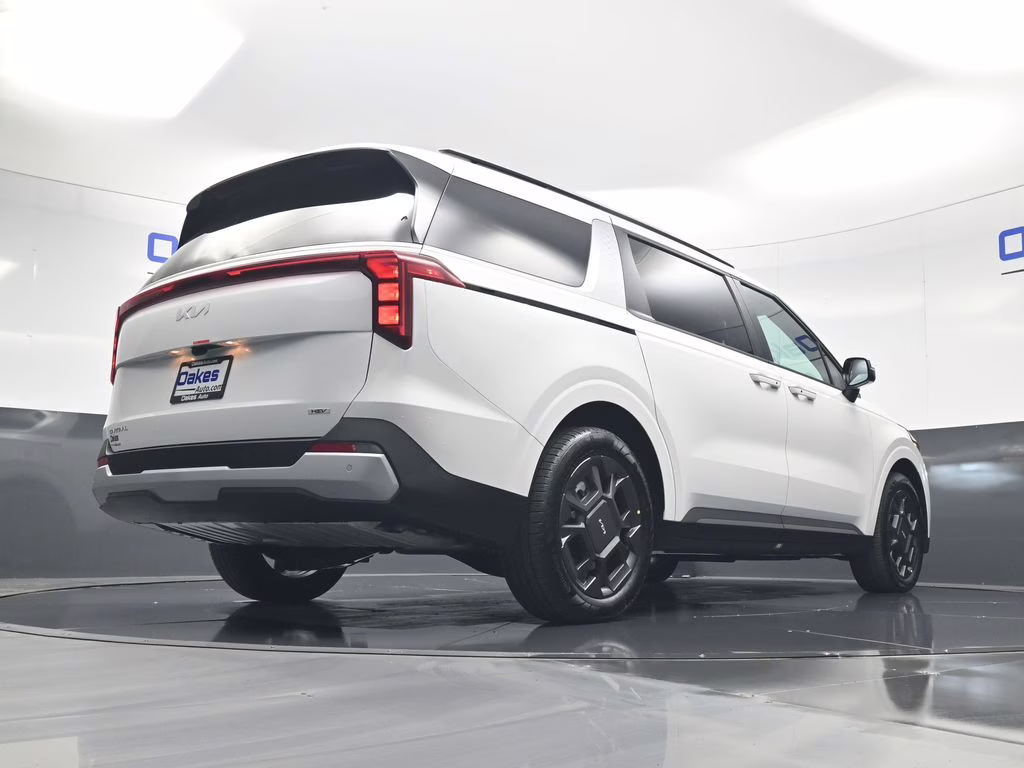 2026 Snow White Pearl Kia Carnival Hybrid EX FWD Van